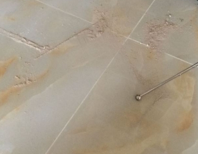 三水瓷砖空鼓维修公司分享粘合剂选择不当在瓷砖铺贴过程中可能导致以下问题
